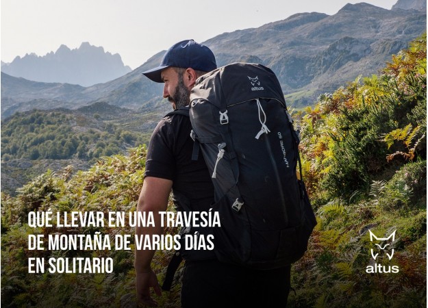 Qué llevar en una travesía de montaña de varios días en solitario: guía completar de equipo y consejos